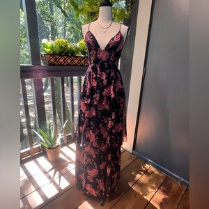 Fame and Partners NWT Navy Floral Backless Maxi Dress, Size 2